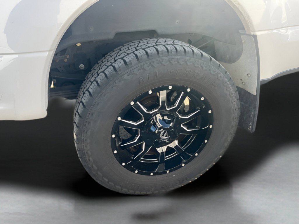 Certified 2021 Ford F350 Platinum AWD/4WD image 9