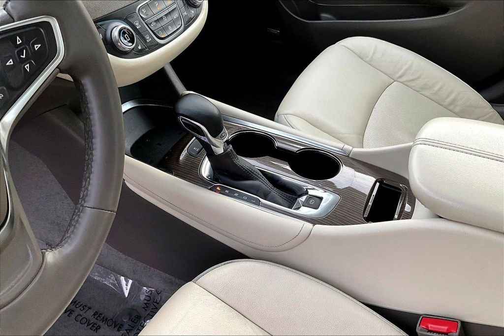 Used 2024 Chevrolet Malibu LT image 16