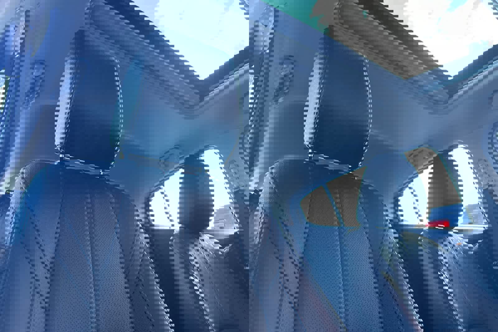 Used 2018 MAZDA MAZDA3 Grand Touring w/ Premium Equipment Package image 16