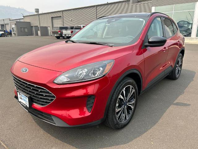 Certified 2022 Ford Escape SE w/ SE Sport Appearance Package AWD/4WD image 12