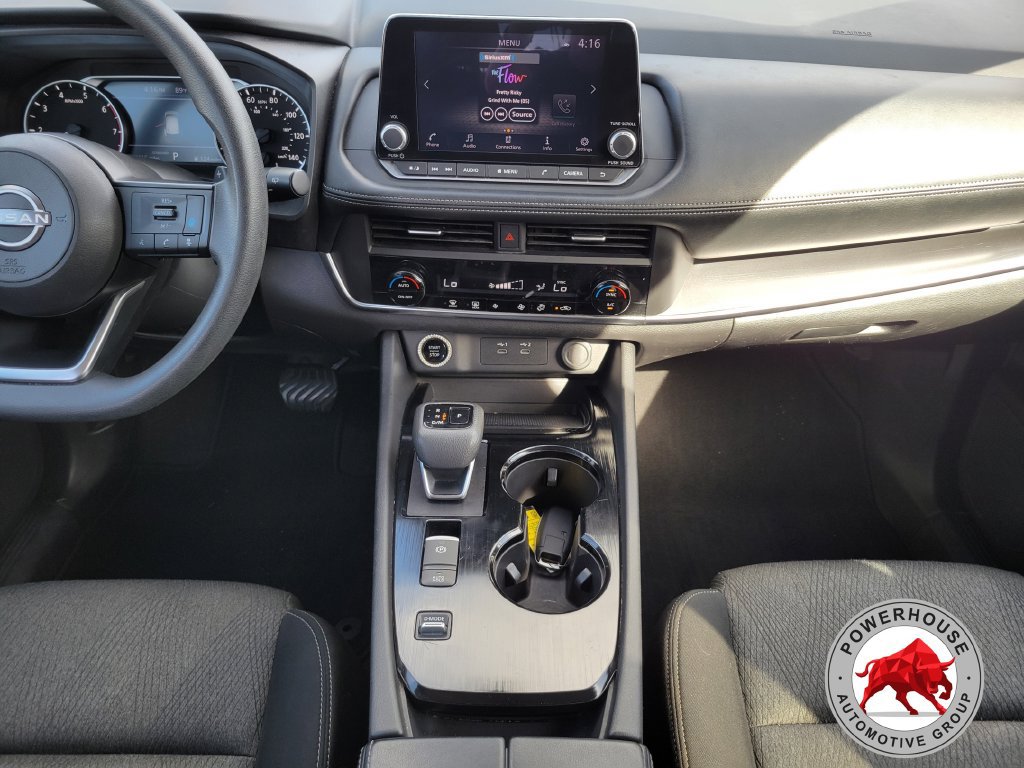 Used 2024 Nissan Rogue SV FWD image 21