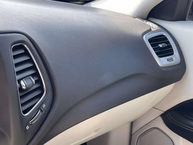 Used 2018 Jeep Compass Latitude w/ Popular Equipment Group FWD image 29