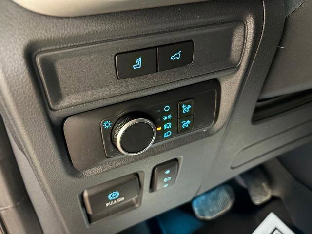 Certified 2022 Ford Expedition XLT w/ Equipment Group 202A AWD/4WD image 15