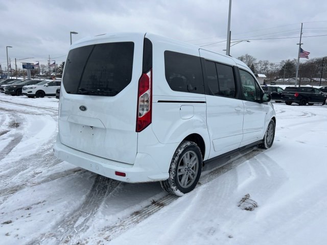 Certified 2022 Ford Transit Connect XLT image 2