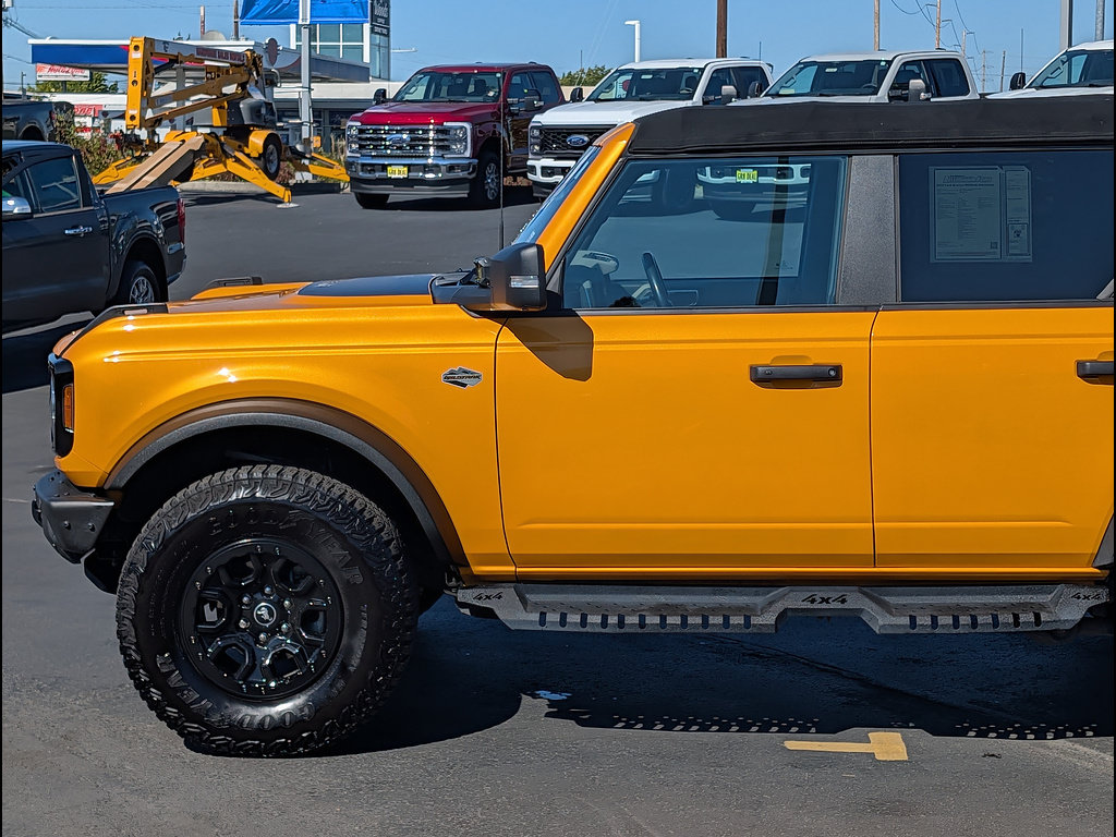 Certified 2022 Ford Bronco Wildtrak AWD/4WD image 10