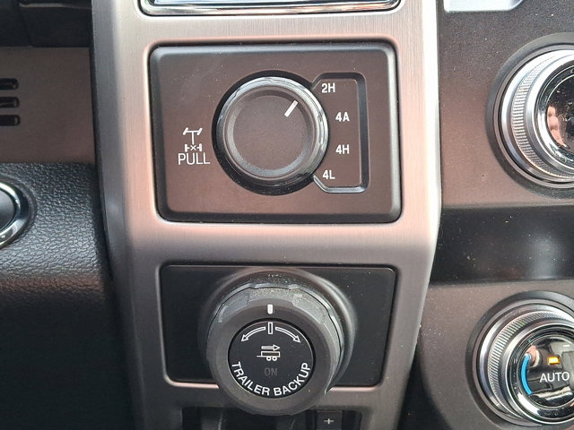 Certified 2019 Ford F150 Platinum w/ Equipment Group 701A Luxury image 23