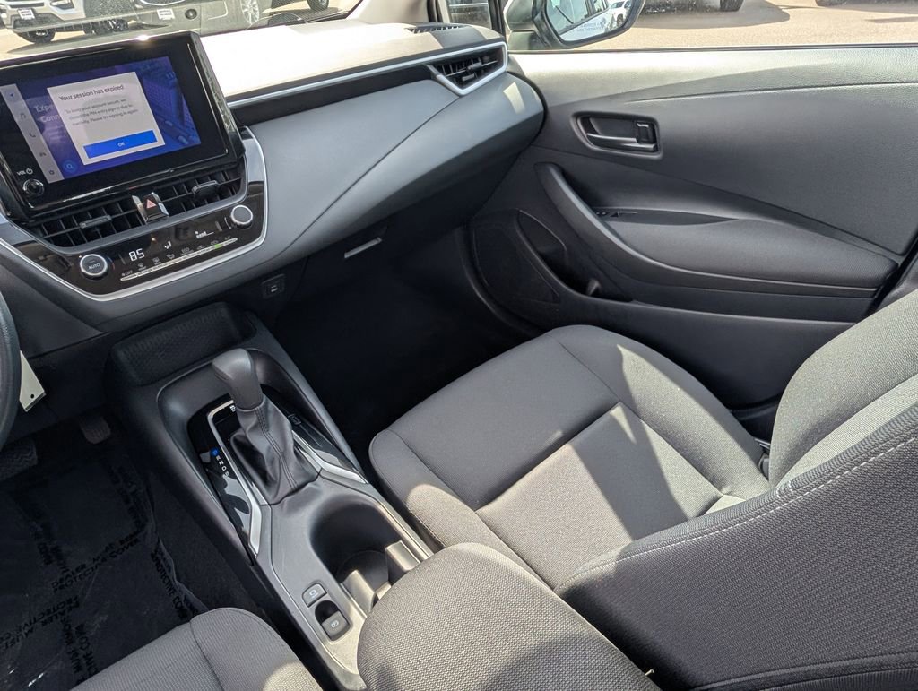 Used 2025 Toyota Corolla LE image 15