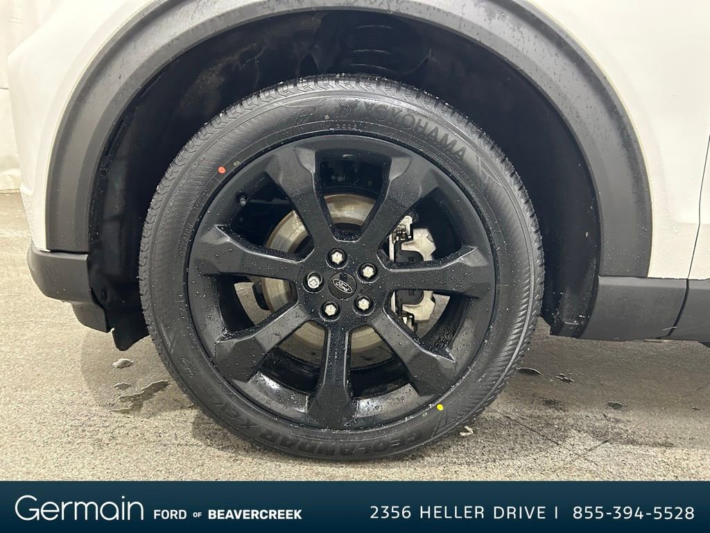 Certified 2023 Ford Explorer ST-Line w/ Class IV Trailer Tow Package image 11