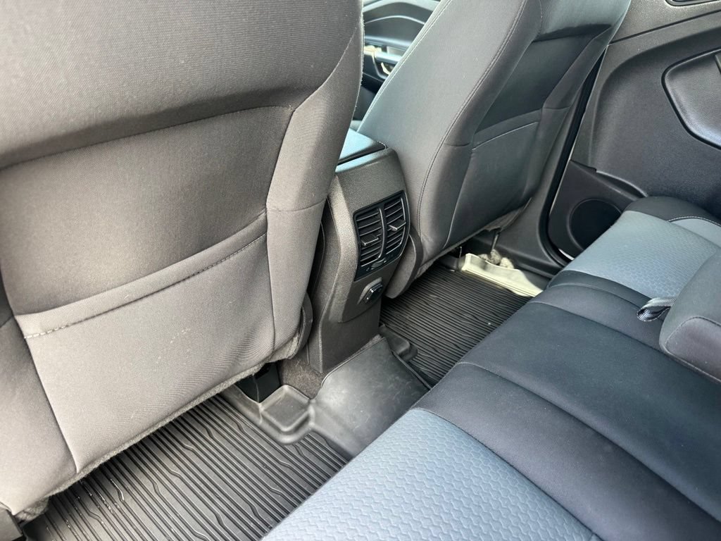 Certified 2018 Ford Escape SE FWD image 21