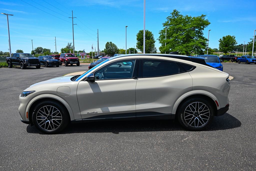 Certified 2025 Ford Mustang Mach-E Premium AWD/4WD image 8