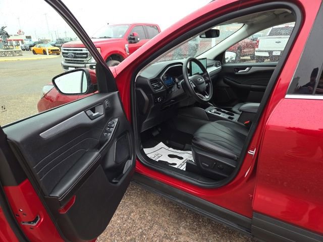 Certified 2025 Ford Escape SE w/ PHEV Premium Package FWD image 21