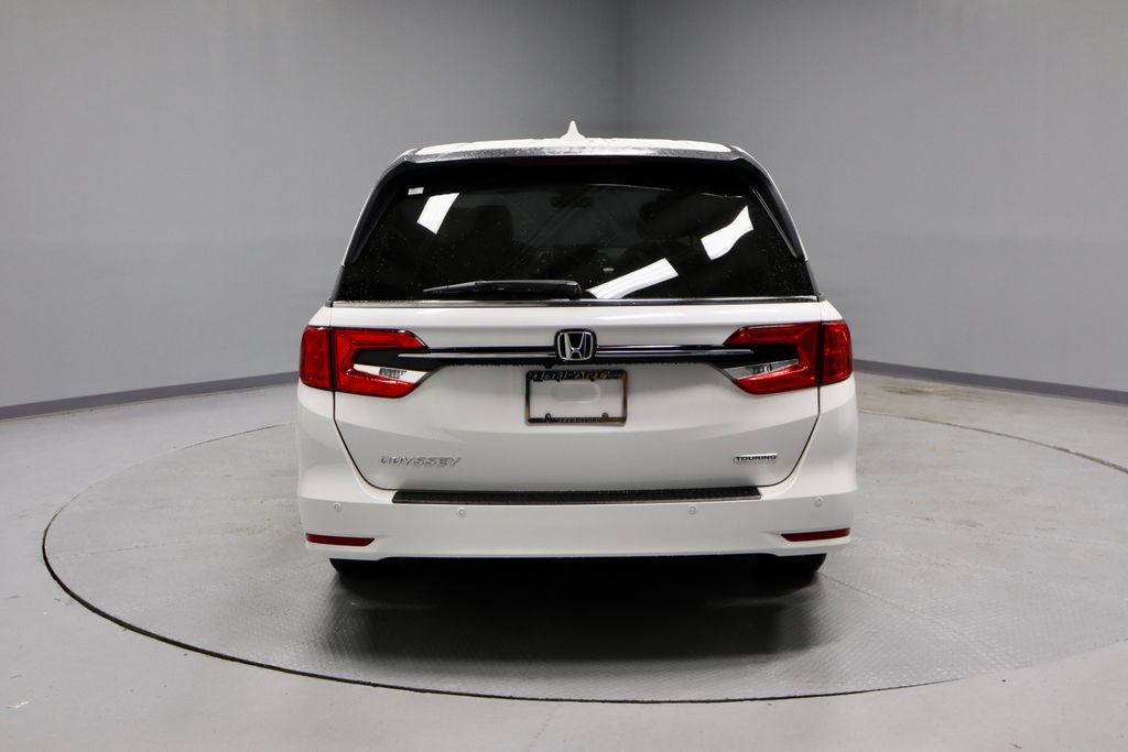 Used 2023 Honda Odyssey Touring image 10