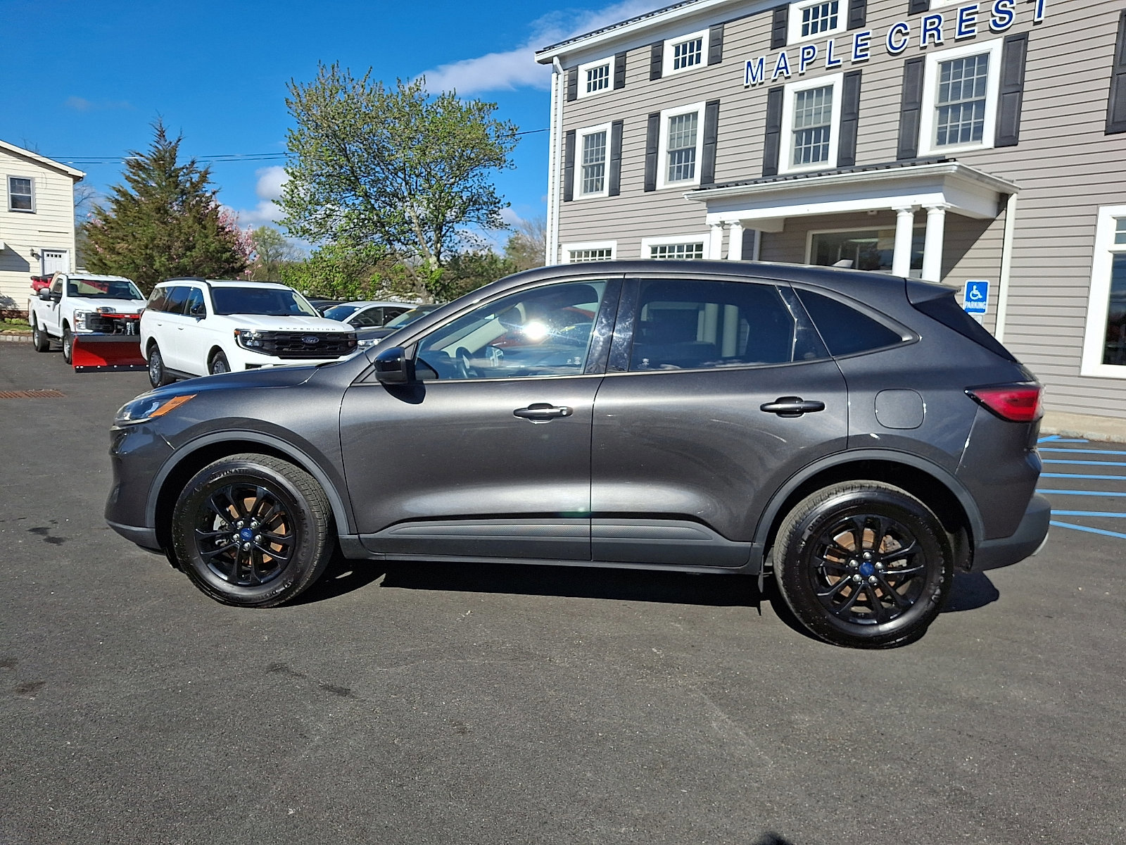 Certified 2020 Ford Escape SE Sport AWD/4WD image 2