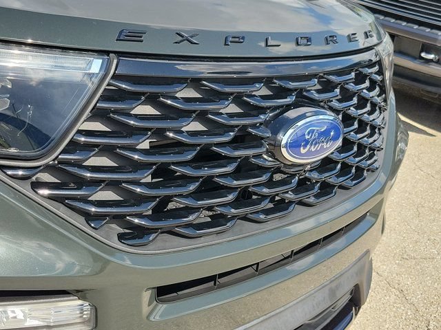 Certified 2022 Ford Explorer ST-Line w/ Class IV Trailer Tow Package RWD image 13
