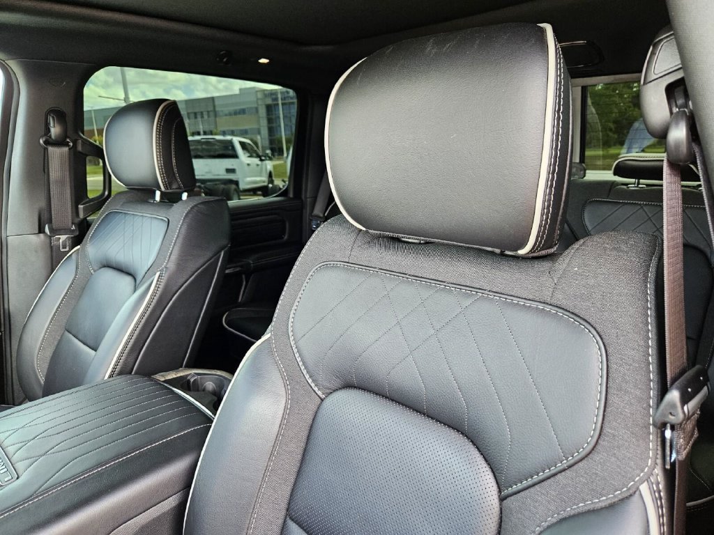 Used 2025 RAM 1500 Limited AWD/4WD image 20