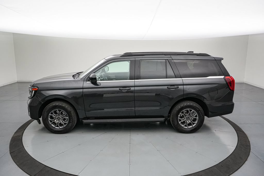 Certified 2025 Ford Expedition Active AWD/4WD image 7