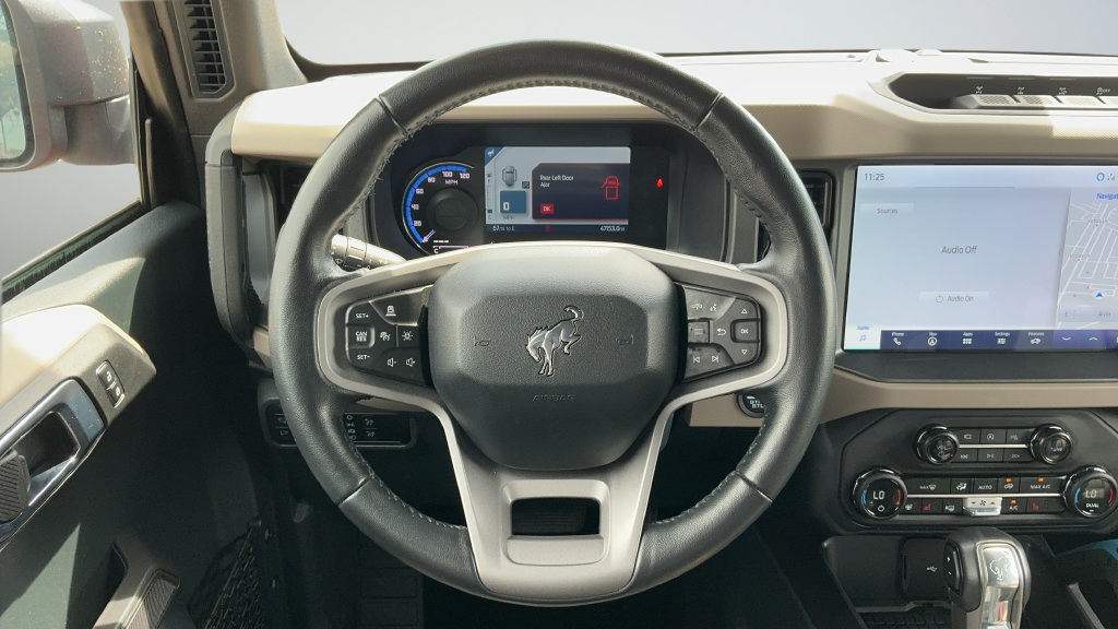 Certified 2024 Ford Bronco Wildtrak AWD/4WD image 9