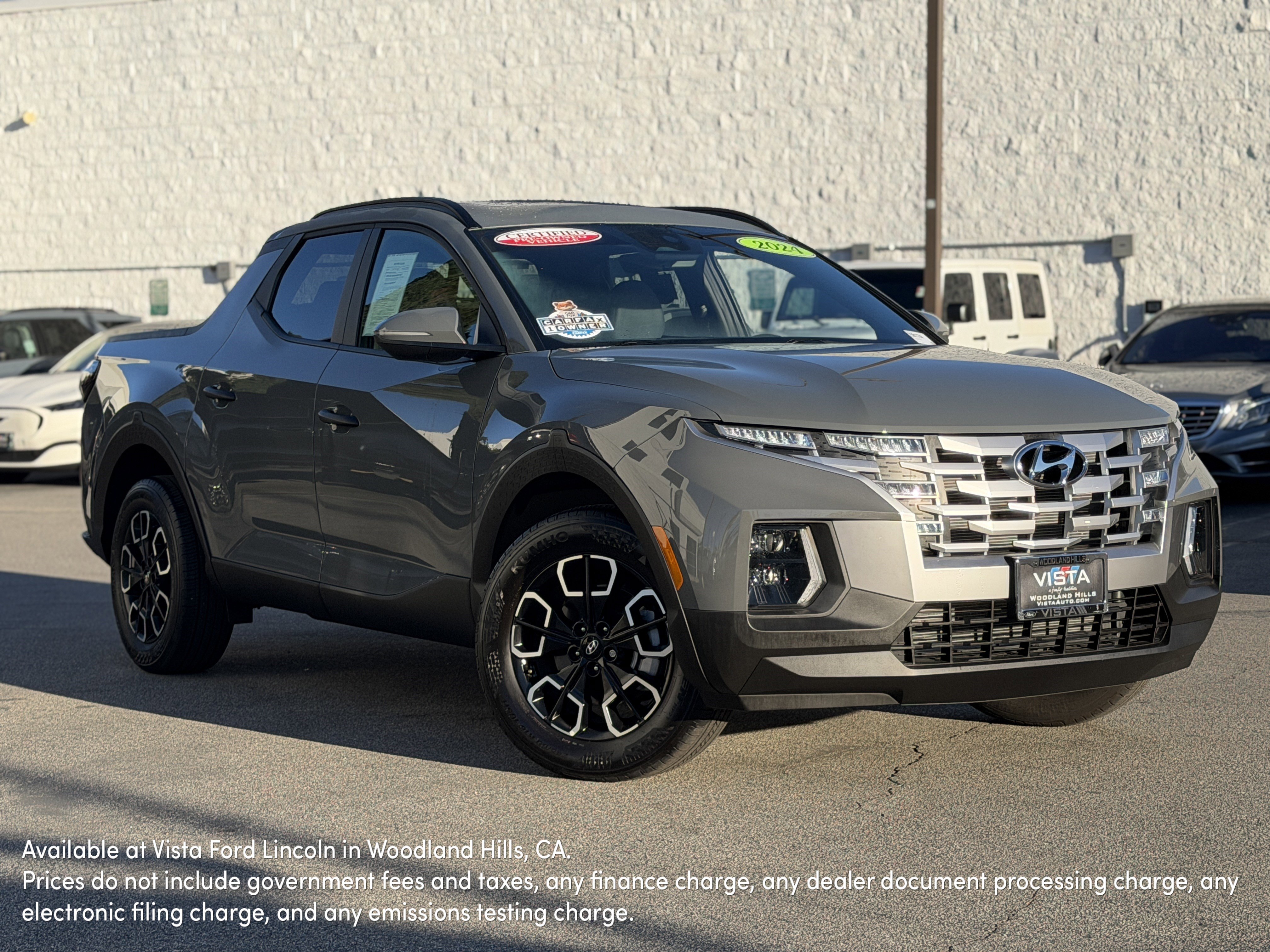 Used 2024 Hyundai Santa Cruz SEL w/ Activity Package image 1