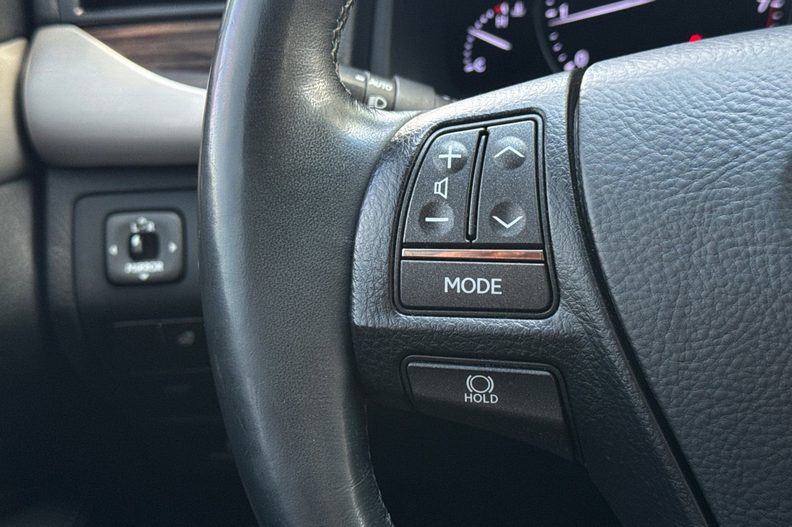 Used 2017 Lexus LS 460 w/ Comfort Package image 27