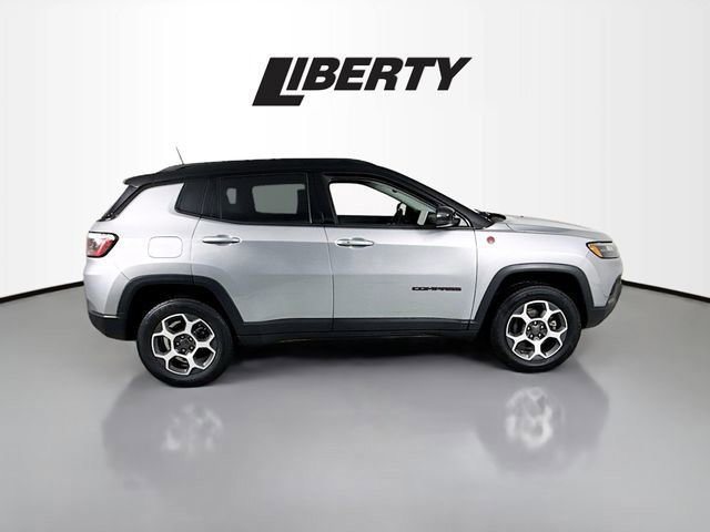 Used 2022 Jeep Compass Trailhawk w/ Sun and Sound Group image 6