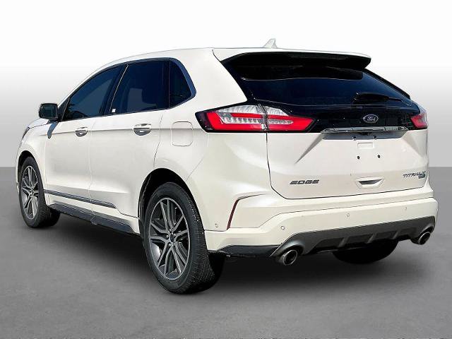 Certified 2019 Ford Edge Titanium w/ Equipment Group 301A AWD/4WD image 5