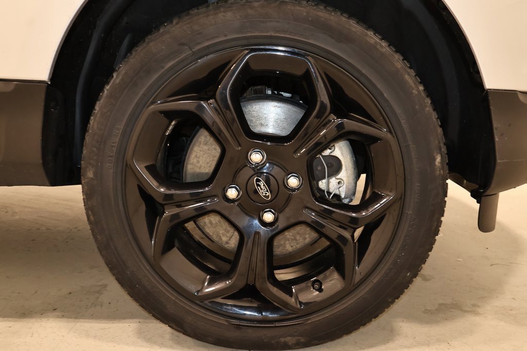 Certified 2022 Ford EcoSport SES w/ Interior Protection Package image 34