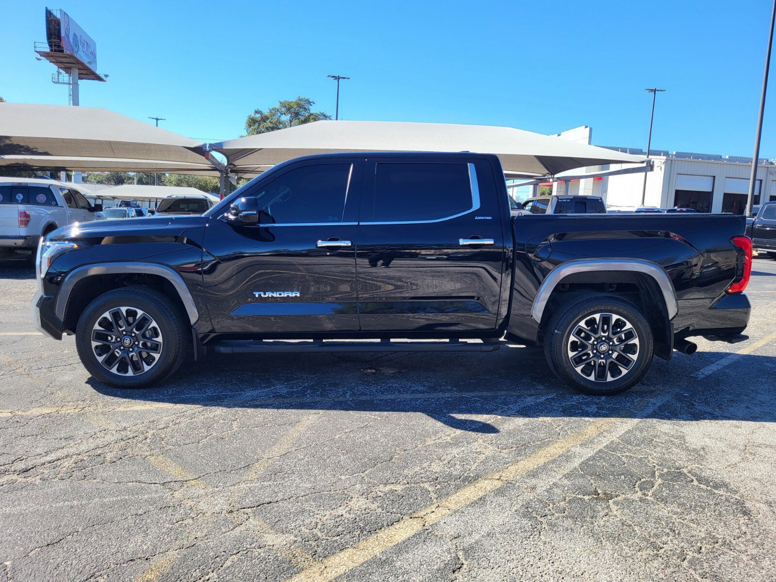 Used 2025 Toyota Tundra Limited image 6