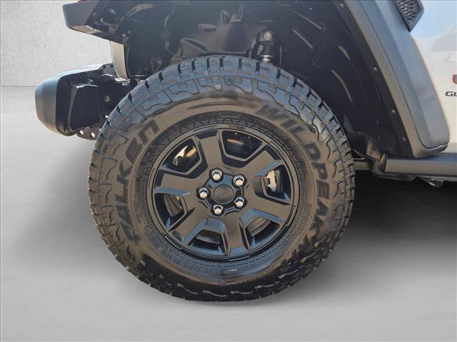 Used 2023 Jeep Gladiator Mojave w/ Trailer Tow Package AWD/4WD image 26