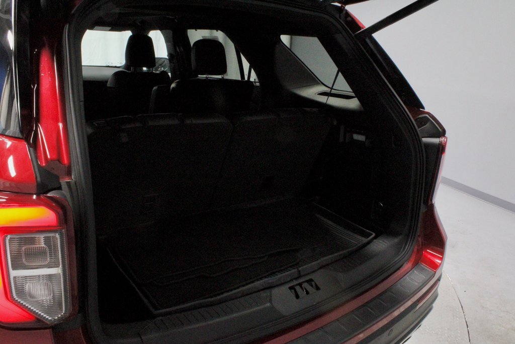 Certified 2022 Ford Explorer ST w/ Equipment Group 401A image 13