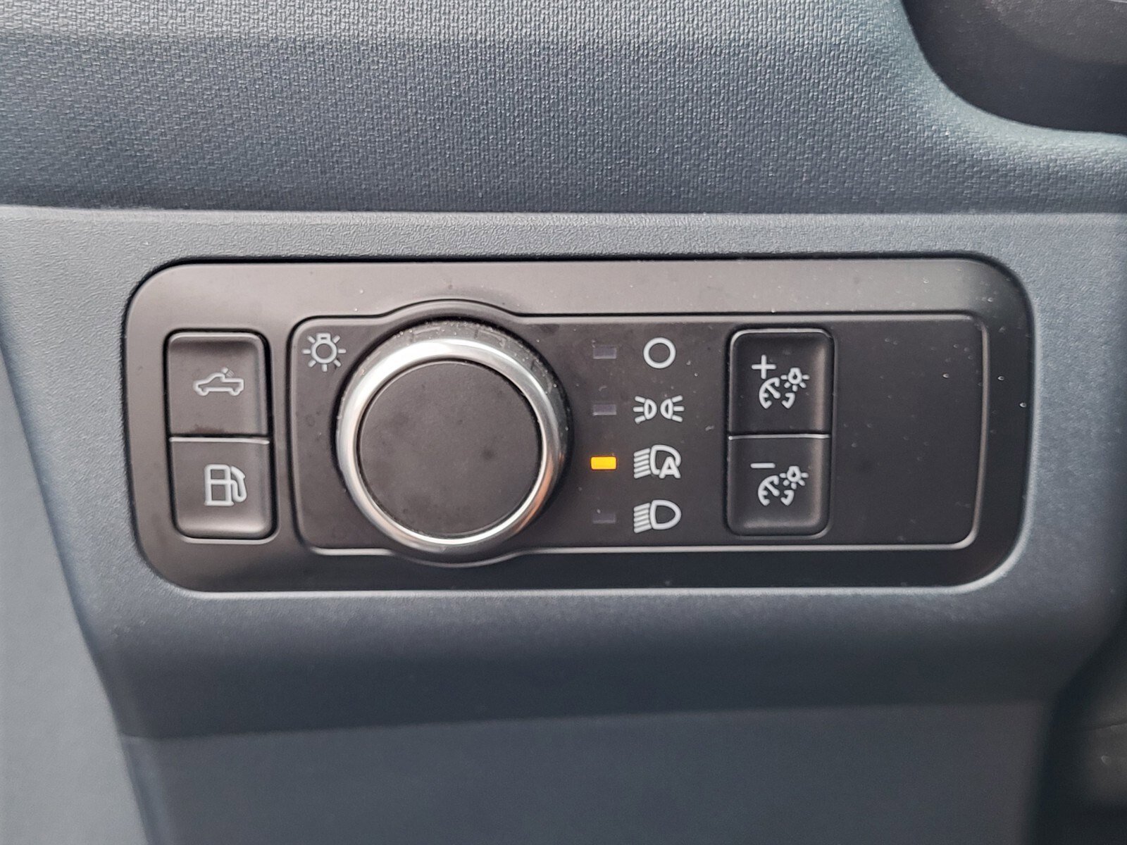 Certified 2024 Ford Maverick XL FWD image 19