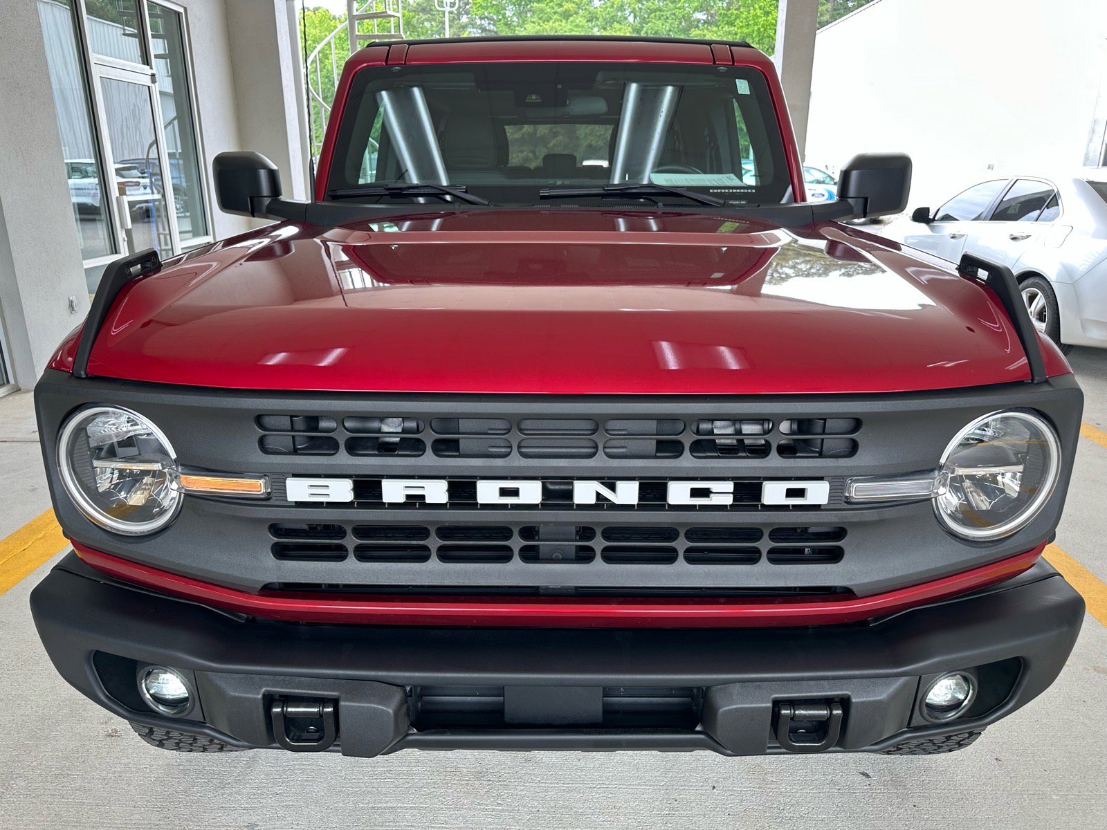 Certified 2025 Ford Bronco Big Bend w/ Black Diamond Package AWD/4WD image 8