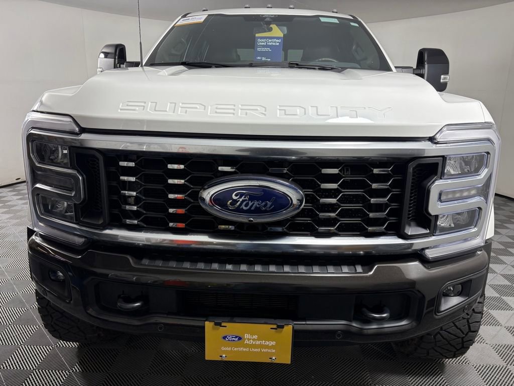 Certified 2025 Ford F450 King Ranch w/ FX4 Off-Road Package image 8