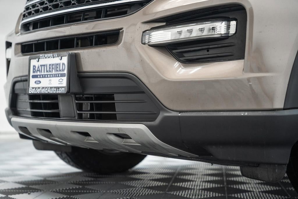 Certified 2021 Ford Explorer XLT w/ Equipment Group 202A image 16