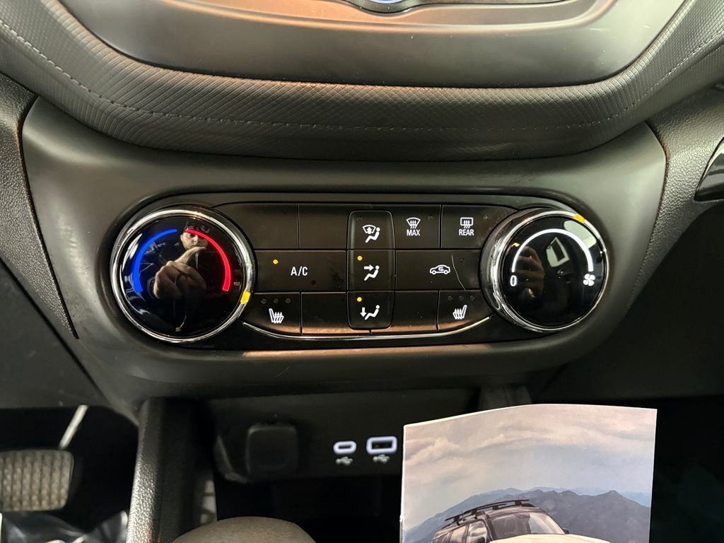 Used 2022 Chevrolet TrailBlazer LT image 21