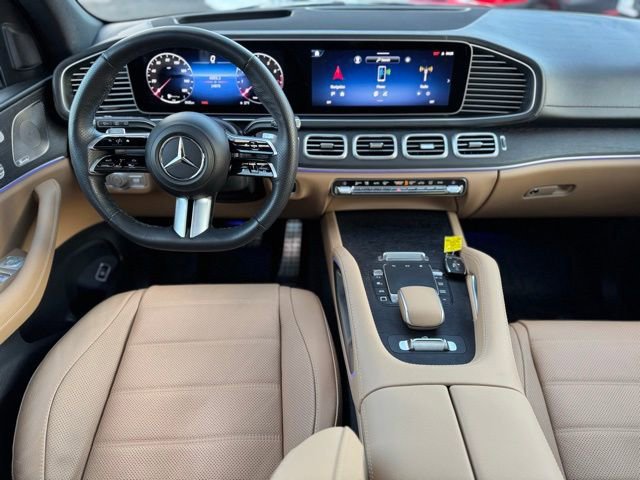Used 2025 Mercedes-Benz GLS 580 GLS 580 image 15
