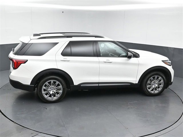 Certified 2025 Ford Explorer Active w/ Active Comfort Package image 18