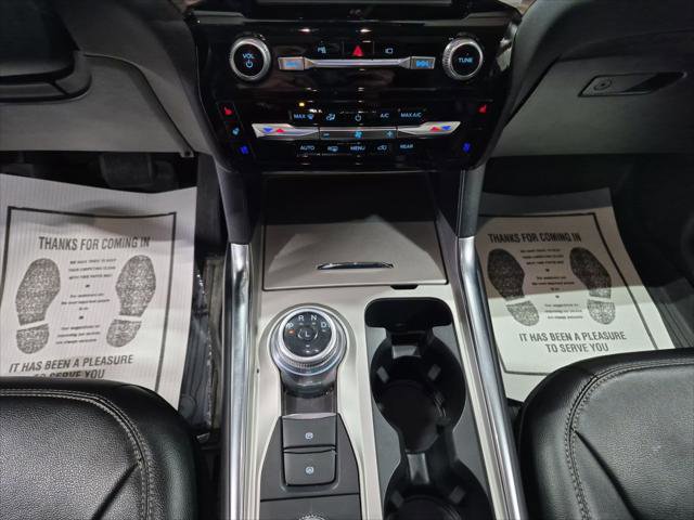 Certified 2022 Ford Explorer Limited w/ Equipment Group 301A image 15