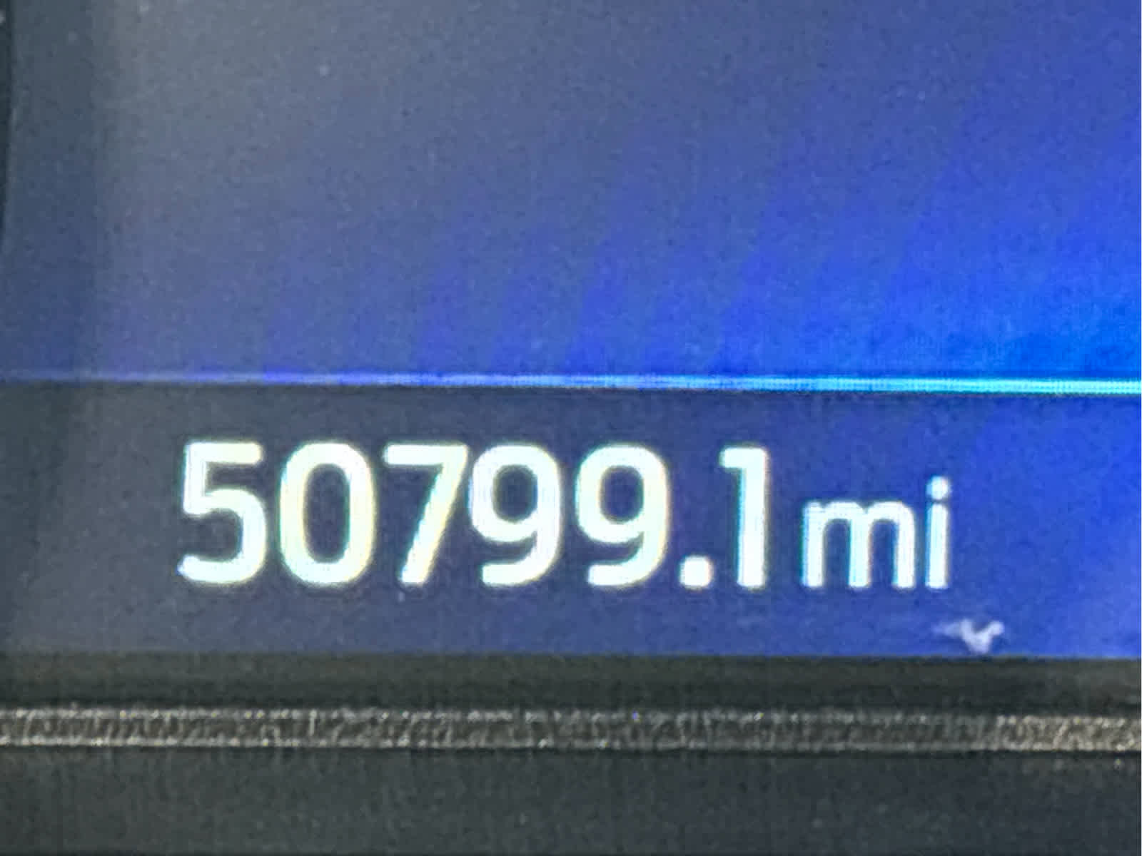 Certified 2022 Ford Explorer XLT w/ Equipment Group 202A image 20