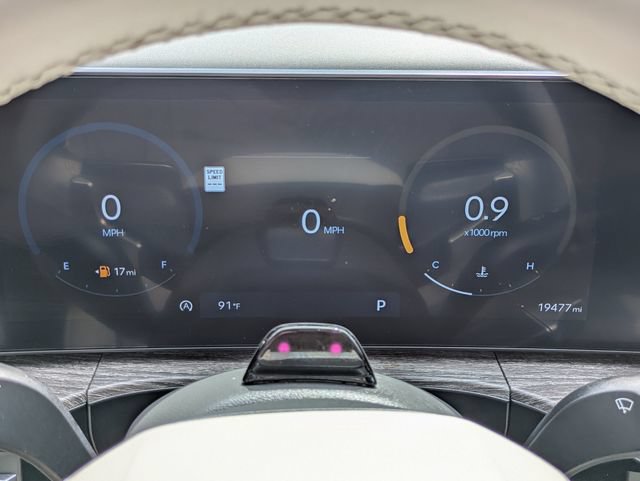Used 2024 Hyundai Santa Fe Limited FWD image 27