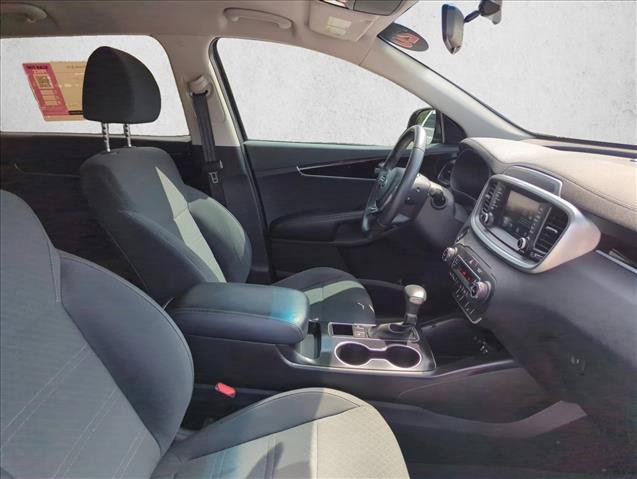 Used 2020 Kia Sorento S FWD image 24