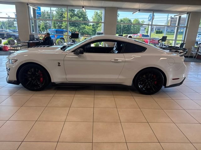 Certified 2021 Ford Mustang Shelby GT500 w/ Technology Package RWD image 5