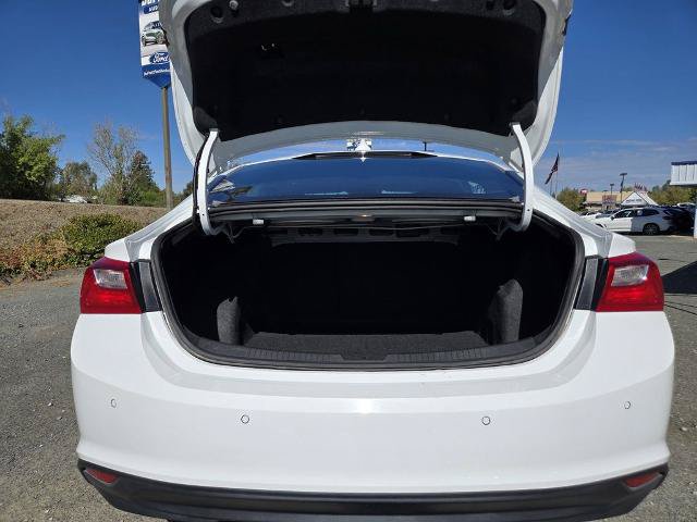 Used 2025 Chevrolet Malibu LT FWD image 30