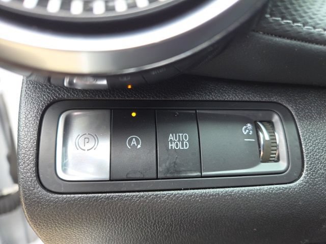 Used 2025 Chevrolet Equinox LT w/ Convenience Package II FWD image 32
