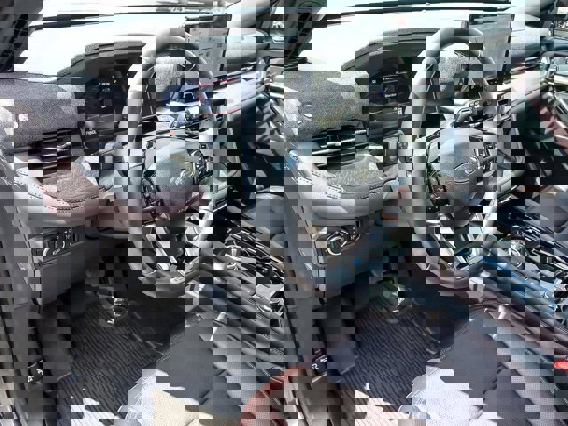 Certified 2025 Ford Explorer Platinum image 14