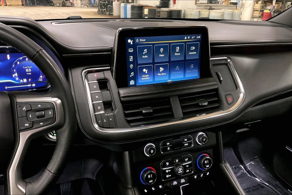 Used 2023 Chevrolet Suburban Premier image 8