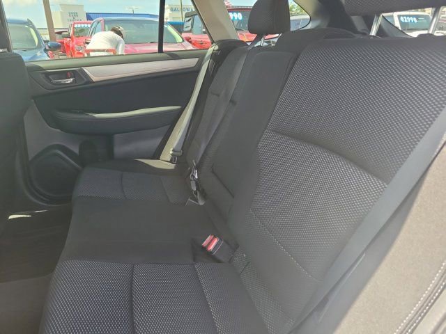 Used 2019 Subaru Outback 2.5i Premium AWD/4WD image 16