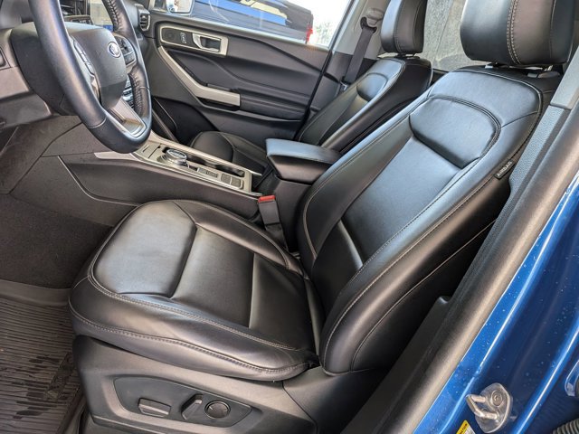 Certified 2020 Ford Explorer XLT w/ Equipment Group 202A image 13