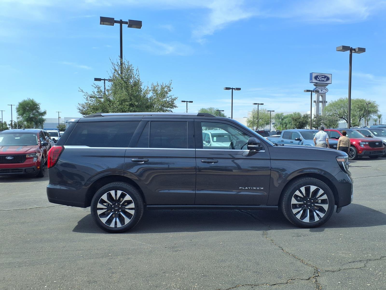Certified 2025 Ford Expedition Active AWD/4WD image 7