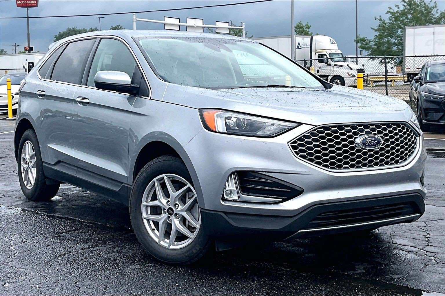 Certified 2024 Ford Edge SEL w/ Convenience Package AWD/4WD image 36