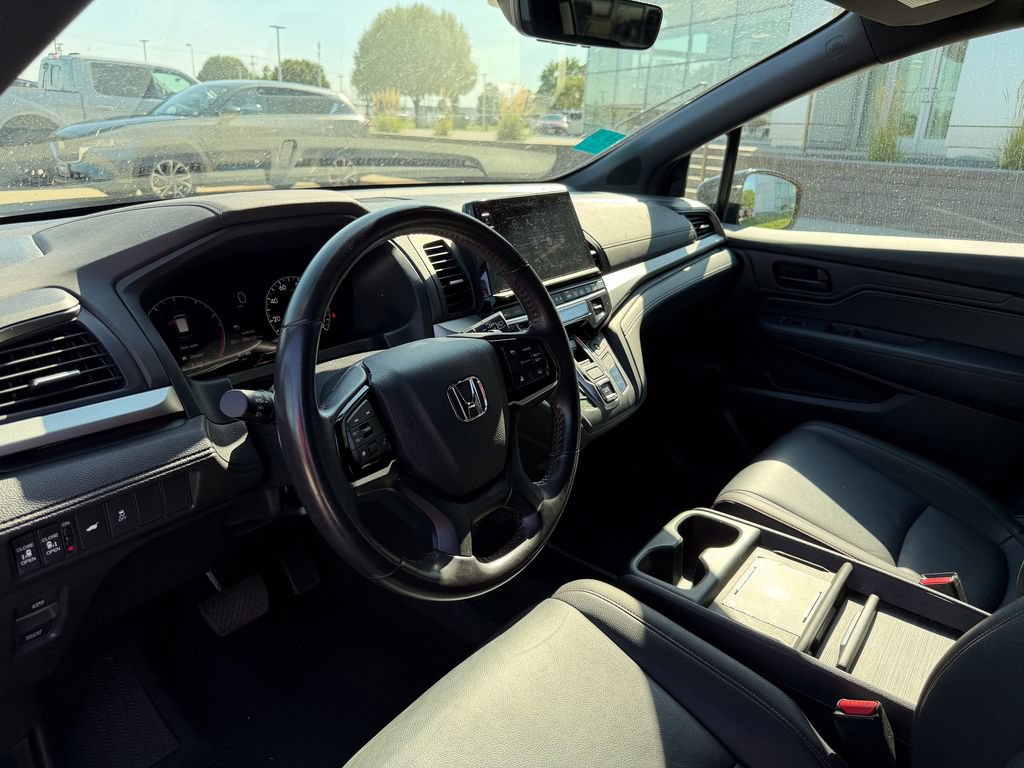 Used 2025 Honda Odyssey Sport-L image 9